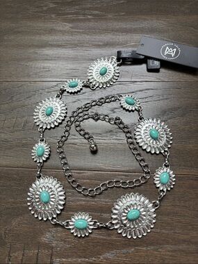 Marcus Adler metal chain belt oval turquoise stone round, Concho